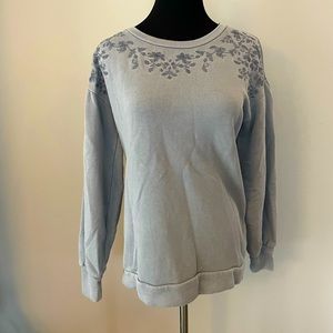 American Eagle Outfitters Crewneck Sweatshirt